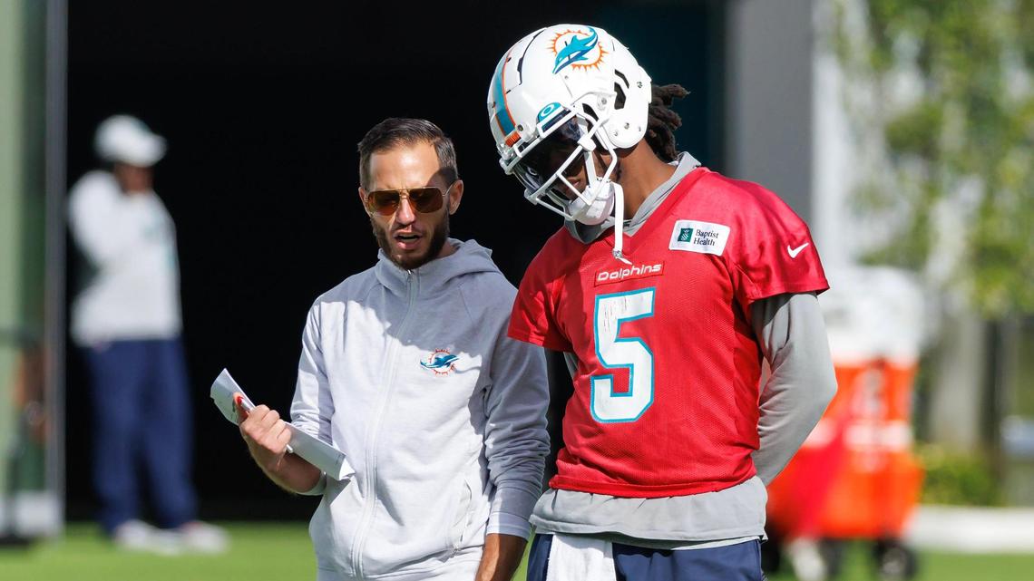Miami Dolphins head coach Mike McDaniel Dolphins quarterback Teddy Bridgewater (5) during practice at Baptist Health Training Complex in Hard Rock Stadium on Wednesday, December 28, 2022 in Miami Gardens, Florida.