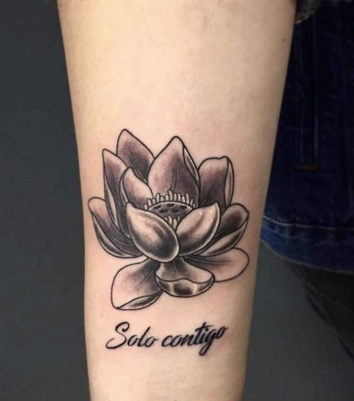 Kiara Lone paid $100 plus a $10 notary fee to Gregos for a medium-size flower, plus two words on her wrist.
