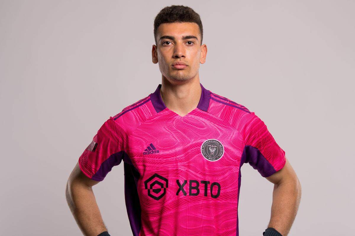 C.J. Dos Santos