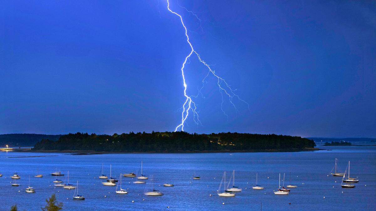 Considered the lightning strike capital of the U.S., Florida leads the country in both the number of fatal hits and the density of strikes, with just over 20 flashes per square mile every year.