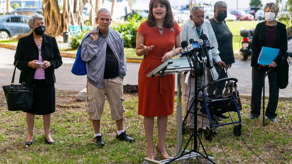 ¿Se hicieron republicanos miles de votantes sin su consentimiento? Estalla polémica electoral en Miami