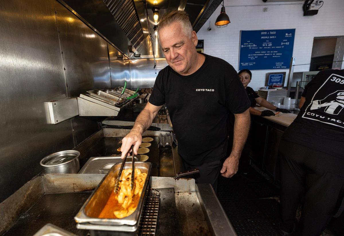Scott Linquist prepares tacos at Coyo Taco in Wynwood.