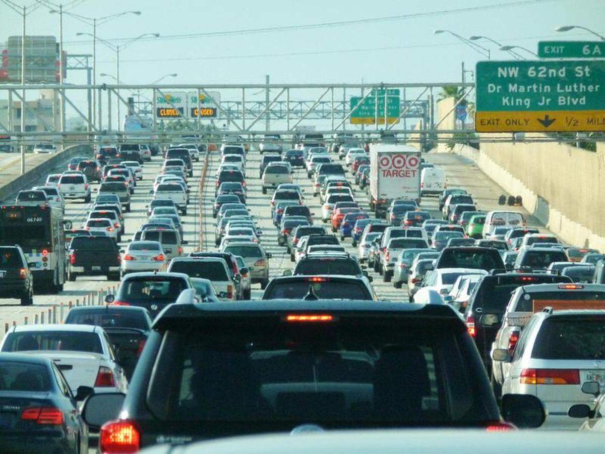 Miami’s growing vehicle fleet is creating more ozone pollution, which can exacerbate respiratory problems, the American Lung Association says.