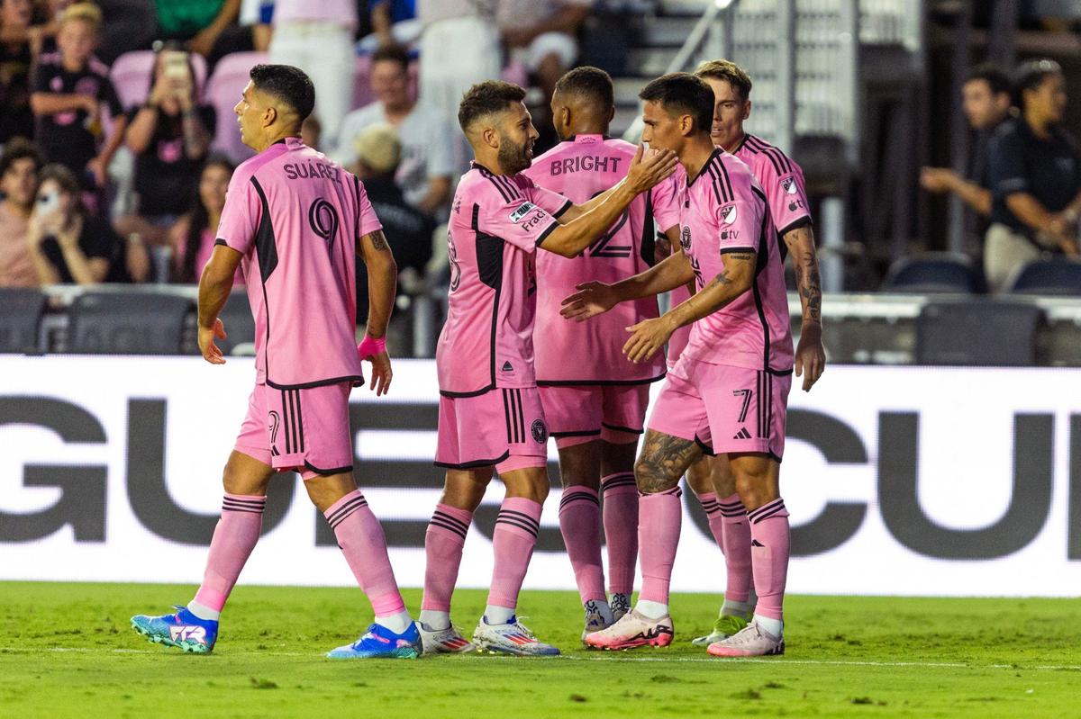 Inter Miami defender Jordi Alba (18) celebrates with midfielder Matías Rojas (7) after he scores during a Leagues Cup match against Puebla at Chase Stadium on Saturday, July 27, 2024, in Fort Lauderdale, Fla.