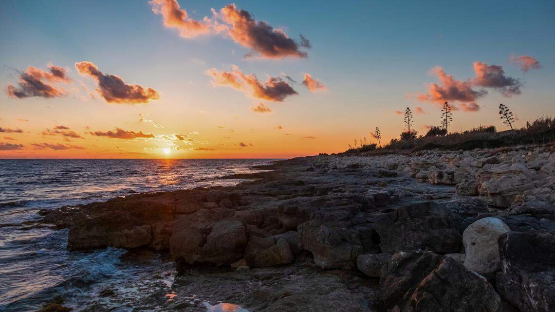 Off the western coast of Sicily, remains from an ancient battle sit on the seafloor for divers to discover.