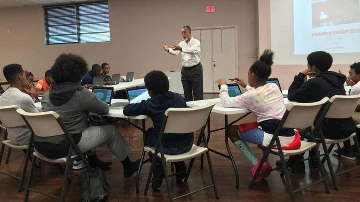 Donovan Terrelonge, president of Terrecon Design & Construction and project manager with Stobs Bros. Construction Co., teaches SketchUp 3D modeling software during a recent Black Architects in the Making summer workshop in Richmond Heights. Since 2015, BAM has held more than 21 workshops led by African-American professionals. The efforts have reached over 300 students in Overtown, Liberty City, Richmond Heights and Homestead.