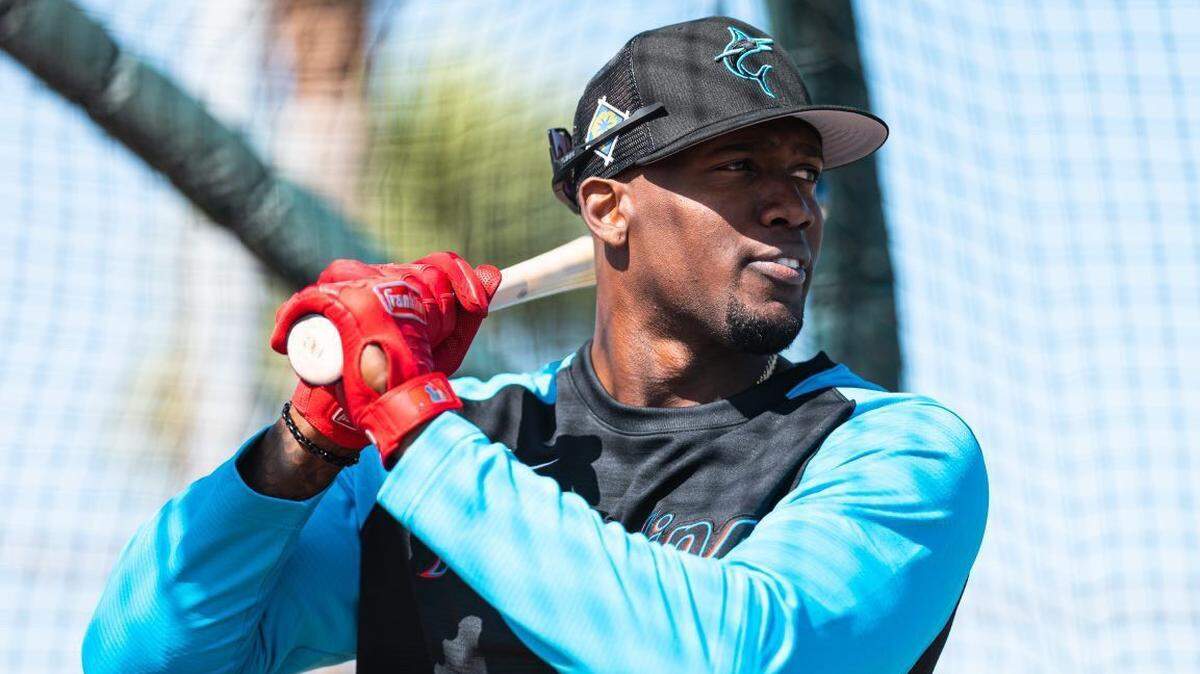 Miami Marlins outfielder/designated hitter Jorge Soler batting during their spring training workout at Roger Dean Stadium on Tuesday, March 22, 2022 in Jupiter, FL.
