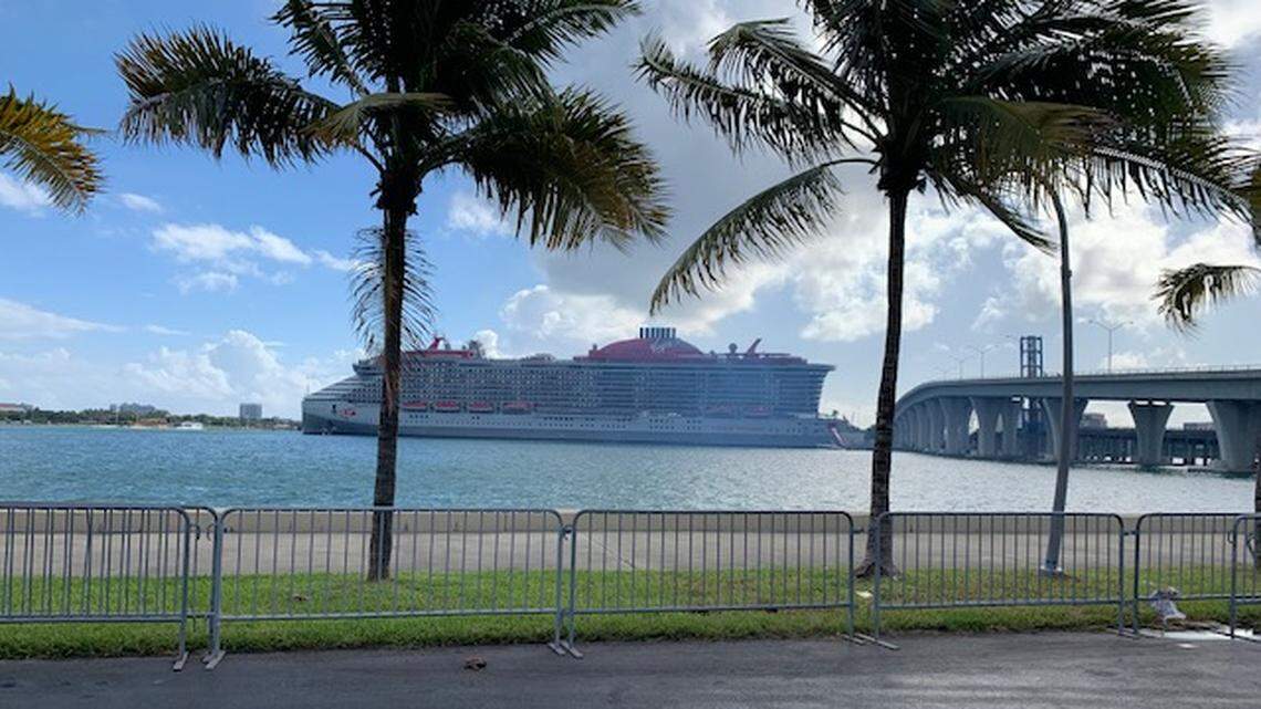 The waterfont land behind the Miami Heat arena known as Parcel B was supposed to be a public park. After almost three decades, Miami-Dade County and the team have jump-started negotiations to keep this pledge.