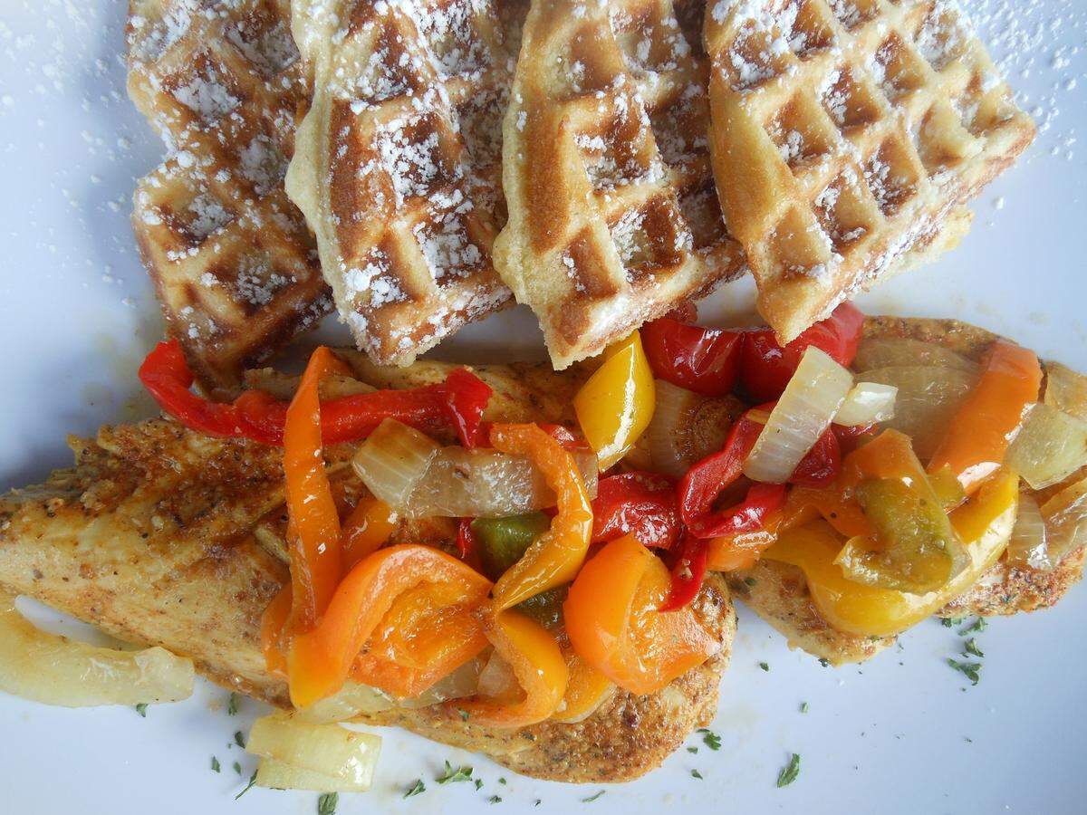 The Boom chicken breast with peppers and onions at iKrave.