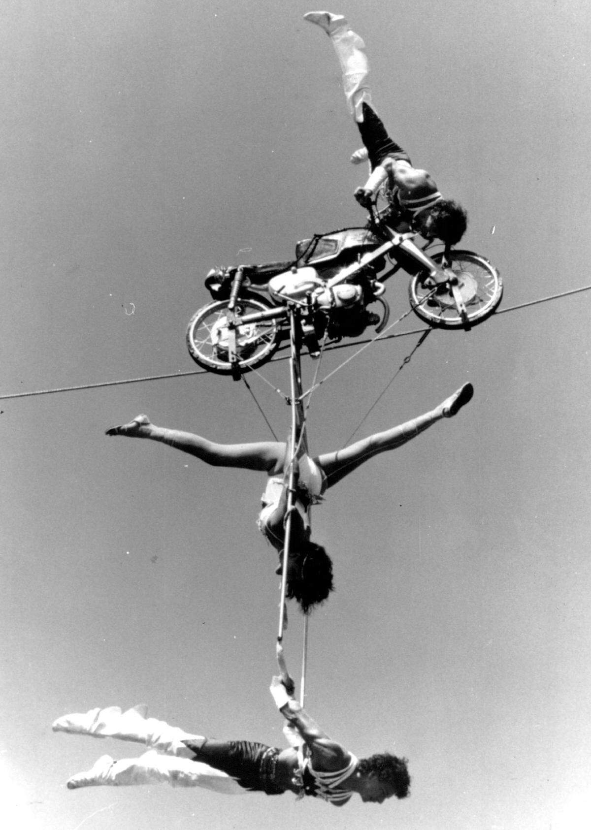 ***** Entertainment at the fair in 1988.