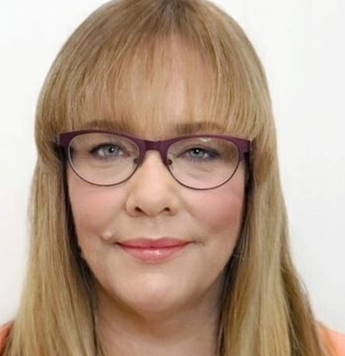 Debbie Halama