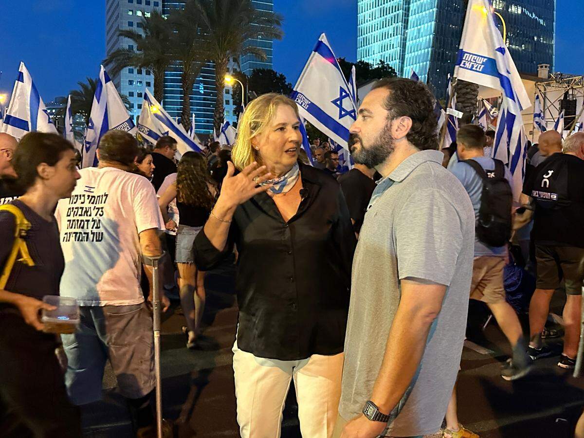 Israel politician and diplomat Tzipi Livni with filmmaker Jonathan Jakubowicz at a rally in Tel Aviv in his film, ‘Soul of a Nation.’ Livni served as foreign minister in the cabinets of Ariel Sharon and Ehuh Olmert.