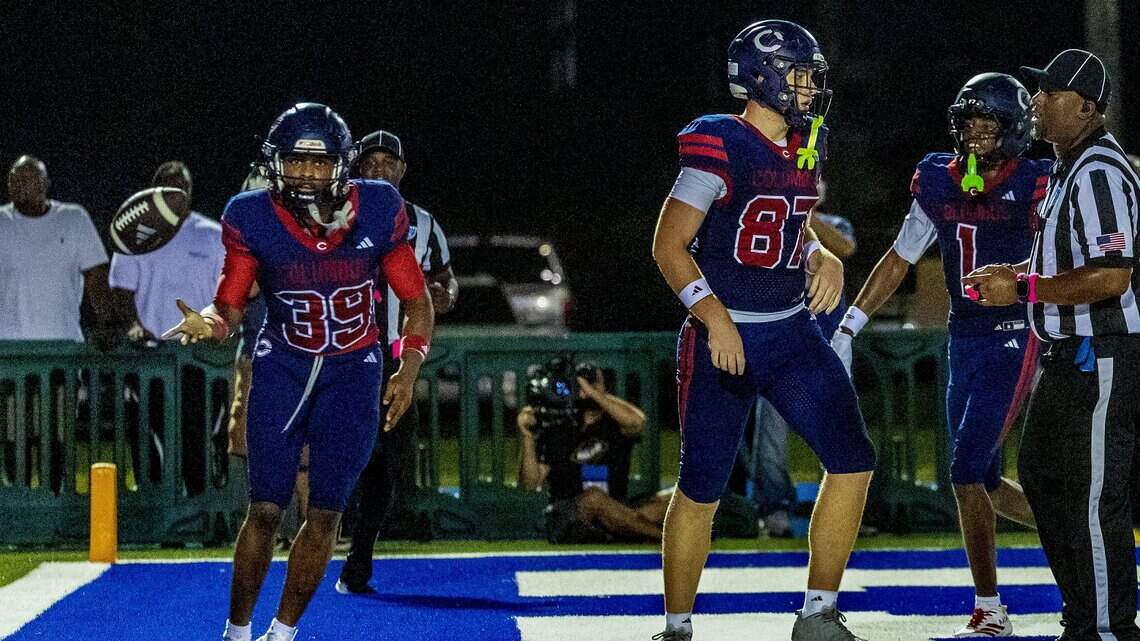 Columbus hits on big plays, beats Miami Central 28-3 for GMAC championship