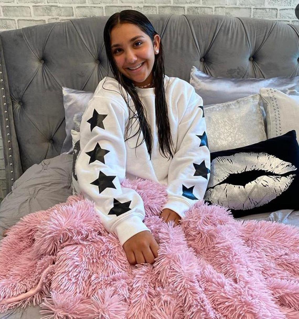 Lauren Buchwald of Parkland, diagnosed with type 1 diabetes when she was 2, has started Splattered Essentials, a fashion line in which a portion of the proceeds benefits diabetes research. She is wearing clothing from Splattered Essentials.