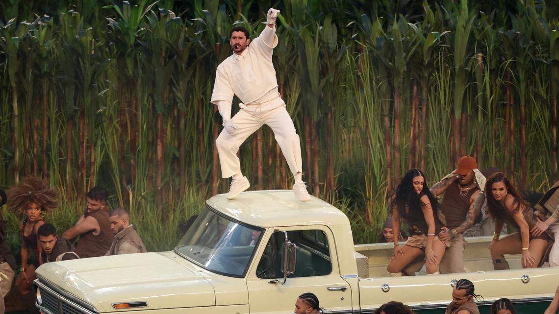 El show de medio tiempo de Bad Bunny recuerda al mundo que “America” es más que Estados Unidos