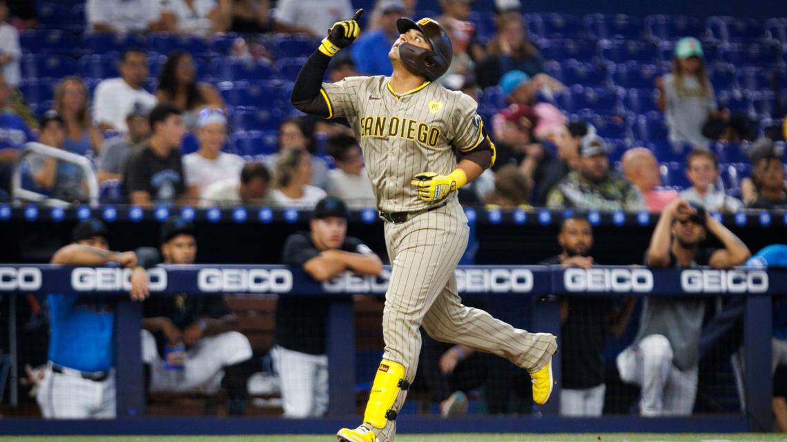 Oh look, the Mariners upgraded their weak offense with ... a 37-year-old third baseman