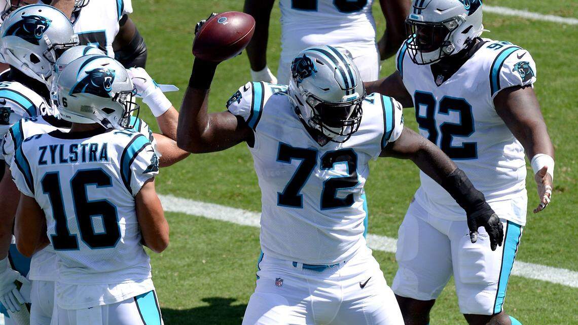 Free agency preview: What Panthers’ decision to tag Moton says about Watson derby