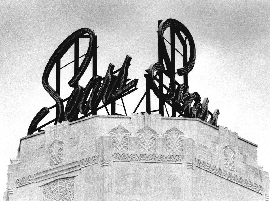 Top of the Sears tower in 1983 at Biscayne Boulevard and 13th Street in Miami.