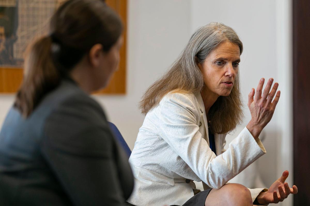 Jane Gilbert, Miami’s chief resilience officer, attends a meeting about Miami’s commitment to carbon neutrality by 2050 at the Miami City Hall in Coconut Grove on Friday, January 17, 2019.