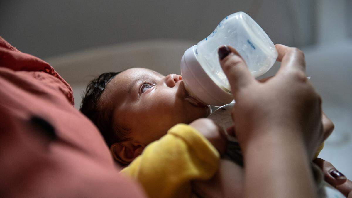 silicone baby bottles microplastics