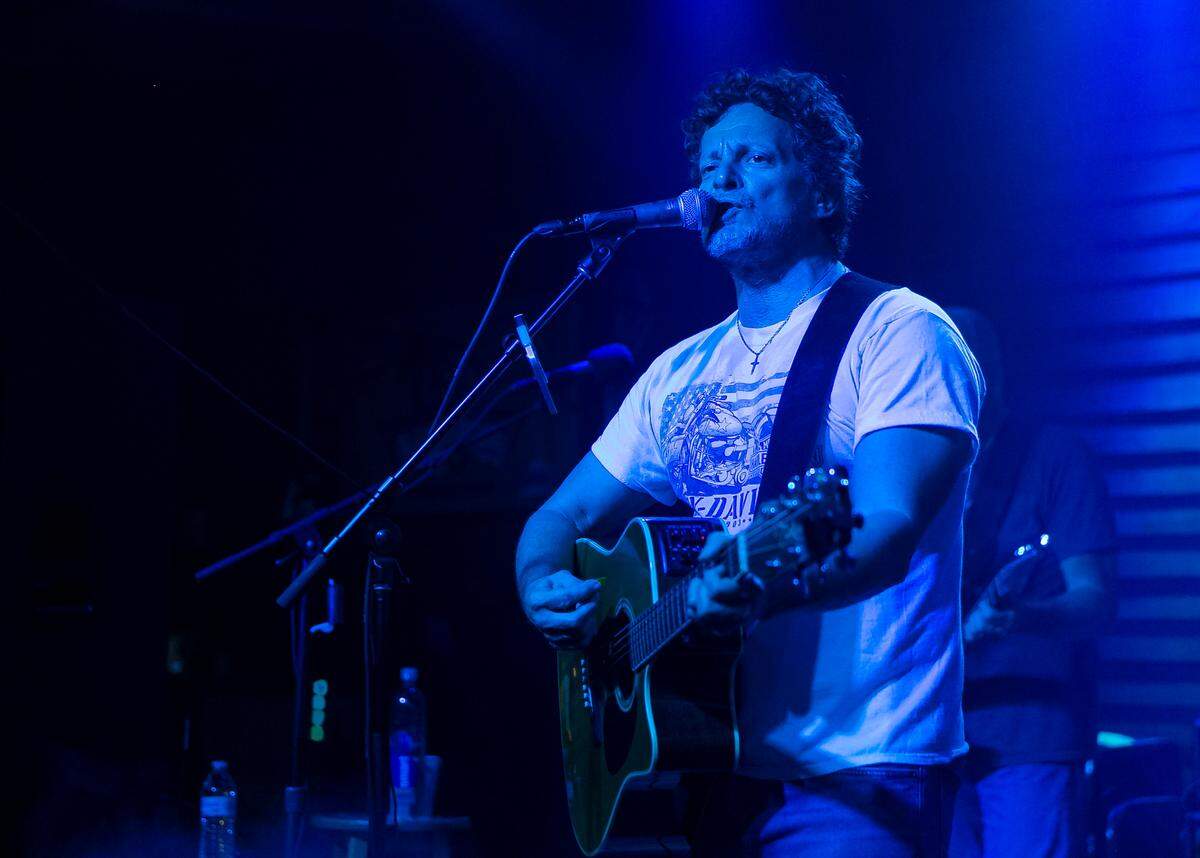 Zack Seemiller performs at Smokin’ Tuna Saloon on Friday, Dec. 10, 2021, in Key West, Florida.