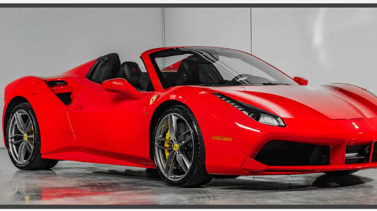 El Ferrari Spider de 2018 incautado en un decomiso.