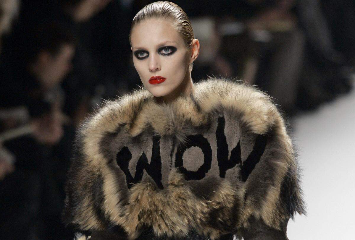 Wow! That Viktor & Rolf dress sure looks like it will make you sweat.