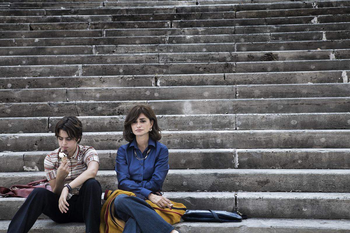 Penélope Cruz protagoniza Immensita una película italiana sobre una madre que se enfrenta a la identidad de su hijo transgénero. Cortes’ia de of OUTshine LGBTQ+ Film Festival Miami