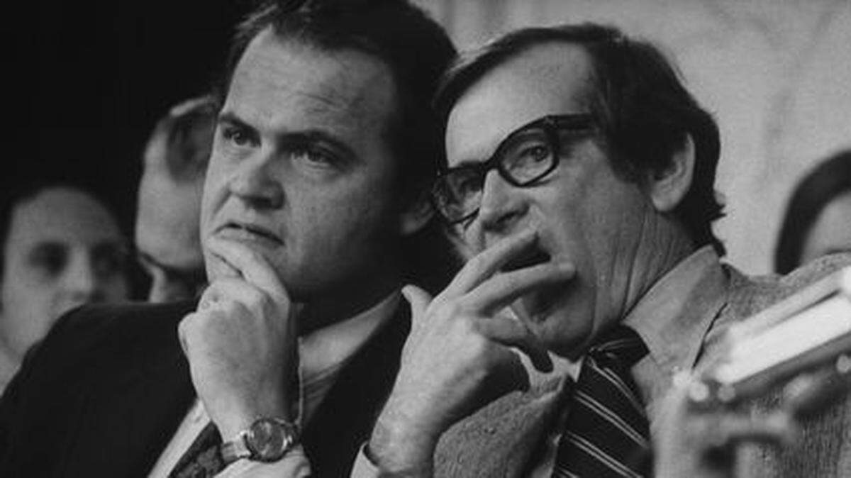 Republican attorney Fred Thompson, left, conferred with Sen. Howard Baker during Watergate hearings. Thompson later became a senator and then an actor on “Law & Order.”