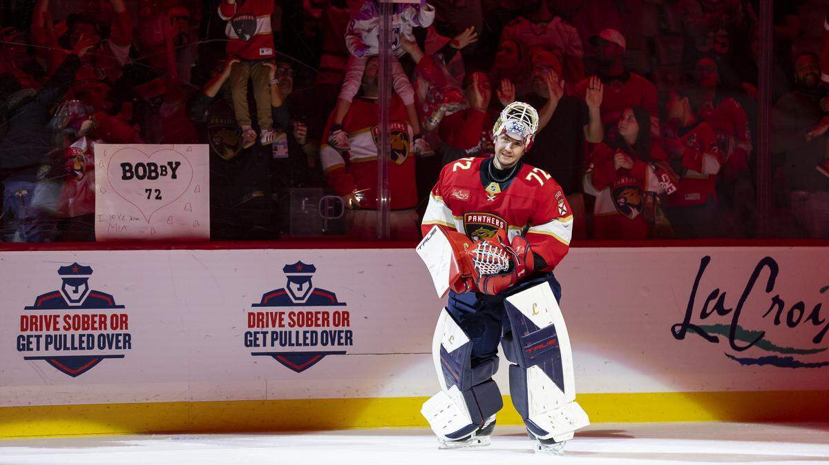 Florida Panthers goaltender Sergei Bobrovsky (72) is acknowledged after his NHL game against the Dallas Stars at Amerant Bank Arena on Saturday, Nov. 1, 2025, in Sunrise, Fla.
