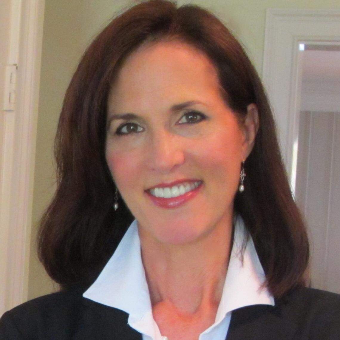 Profile Image of Mary Ellen Klas