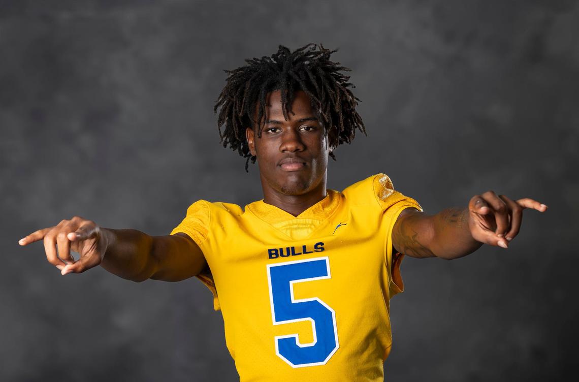 Miami Northwestern wide receiver Calvin Russell is rated the top prospect overall in the class of 2026 and has over 50 scholarship offers.