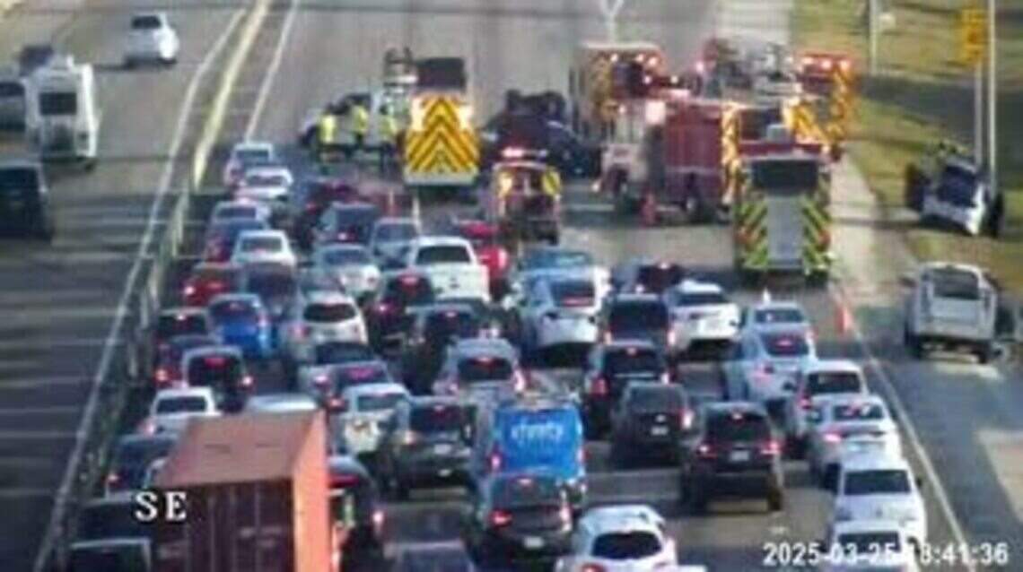 Rollover crash stopped several lanes of Interstate 95 in Fort Lauderdale during rush hour