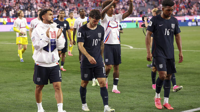 U.S. coach Pochettino rests nine starters, USA loses to Turkey, on to Round of 32