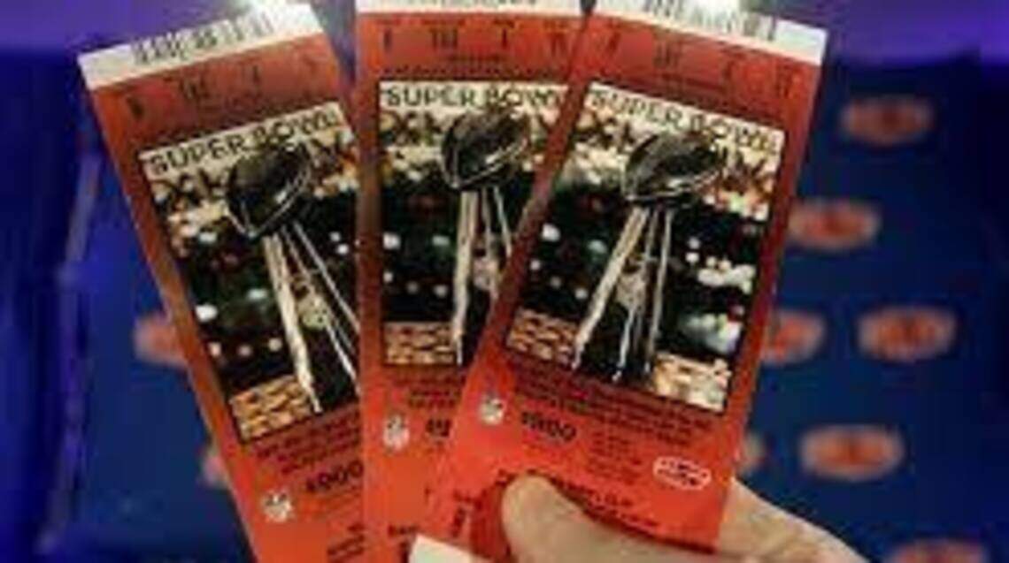 Super Bowl With a Smirk III: Falling ticket prices, Taylor Swift’s super suite, pro-Chiefs refs and more