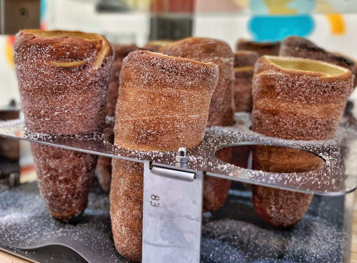 Chimney cakes after baking, awaiting their filling (which is usually sweet but can be savory).