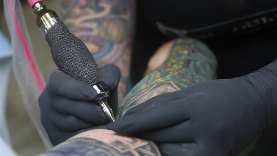 A man headed to a tattoo shop job interview in Florida was wanted for murder in Ohio, the Bay County Sheriff’s Office says.