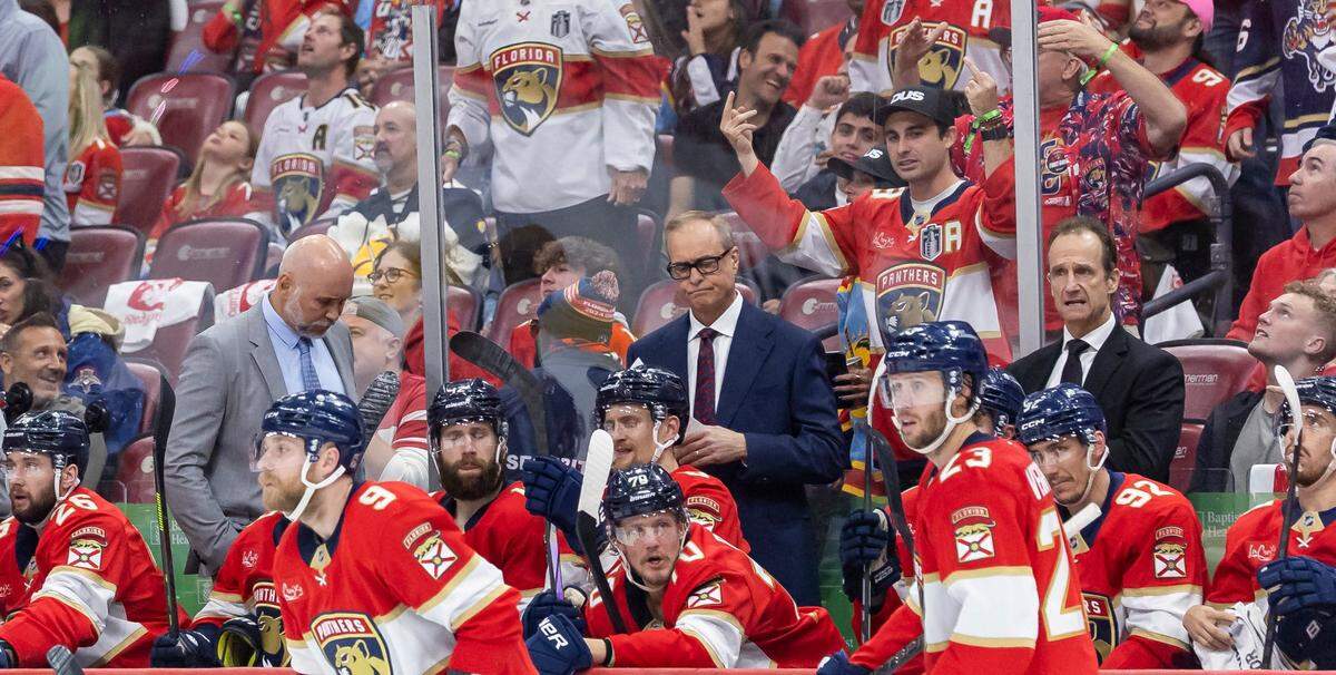 Florida Panthers head coach Paul Maurice reacts after a play against the Carolina Hurricanes in the second period of Game 4 during the Eastern Conference final of the NHL Stanley Cup playoffs at Amerant Bank Arena on Monday, May 26, 2025, in Sunrise, Fla.