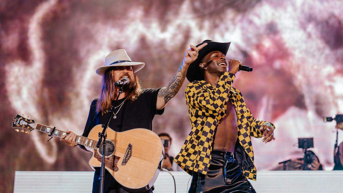 Billy Ray Cyrus and Lil Nas X at Rolling Loud 2019 performing ‘Old Town Road.’