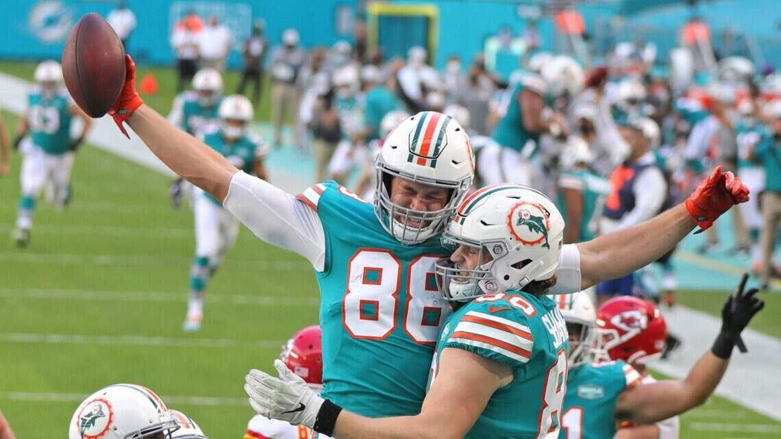 Dolphins fear TE Mike Gesicki will miss playing time. Clarity on injury expected today