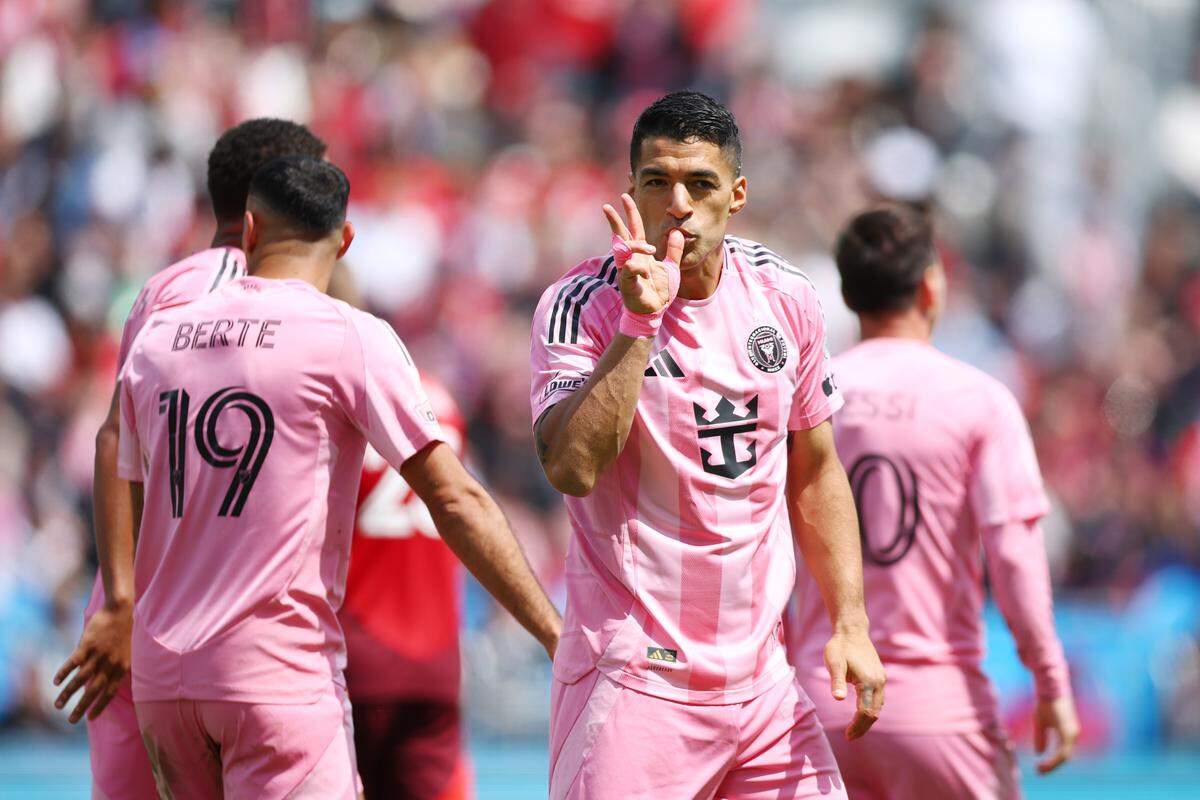 Messi's Miami Leads Toronto 4-2 in Key MLS Clash — image 4