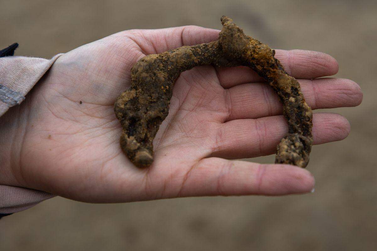 The artifacts likely belonged to a Przeworsk settlement during the Iron Age, according to experts.
