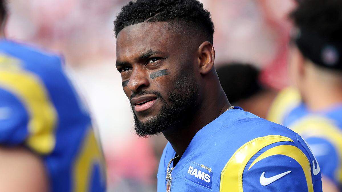 Los Angeles Rams wide receiver Van Jefferson (12) watches the scoreboard during a NFL divisional playoff football game between the Los Angeles Rams and Tampa Bay Buccaneers, Sunday, January 23, 2022 in Tampa, Fla.