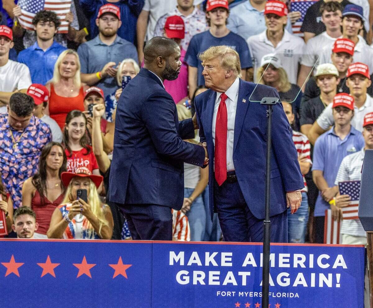 MAGA crowds unite behind President Trump in Fort Myers | Miami Herald