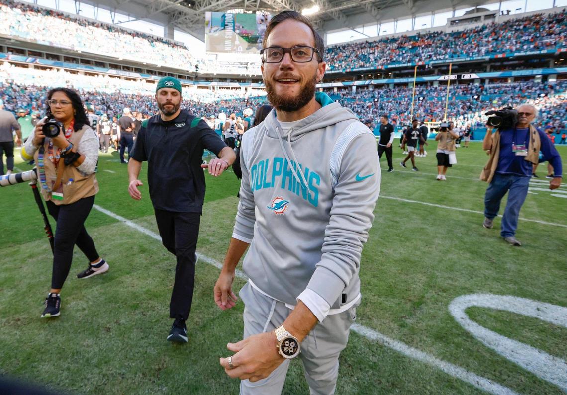 Miami Dolphins head coach Mike McDaniel walks off the field after the Dolphins defeat the New York Jets at Hard Rock Stadium in Miami Gardens on Sunday, January 8, 2023.