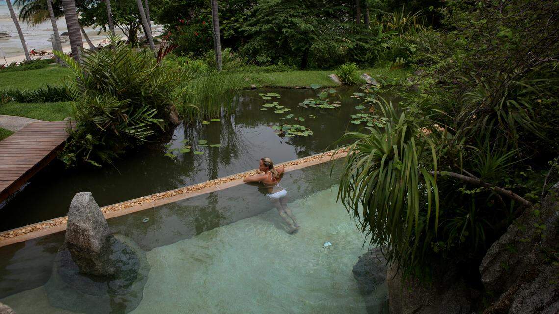 Unplugged Travel in 2026: Inside the Rise of No-Phone, No-WiFi Luxury Vacations