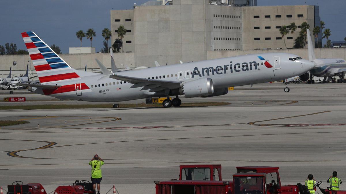 Flights were delayed at South Florida Airports Jan. 4, 2021 after the Jacksonville Air Traffic Control Center closed for cleaning because of COVID-19 exposure.