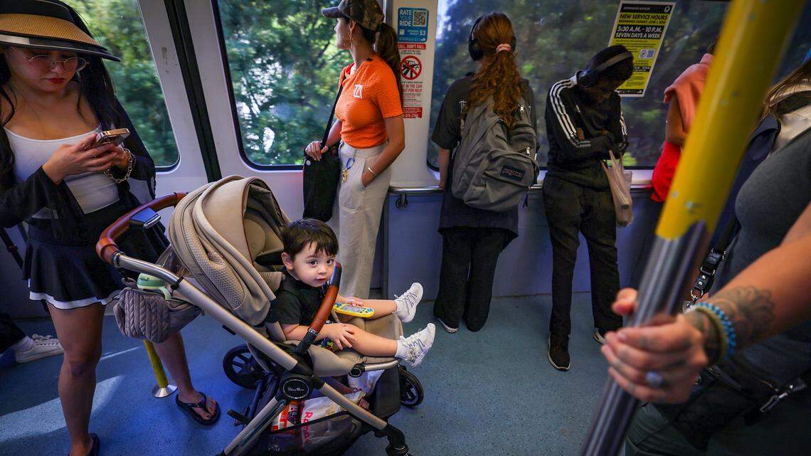 These Miami residents choose to live without cars. It can be a challenge