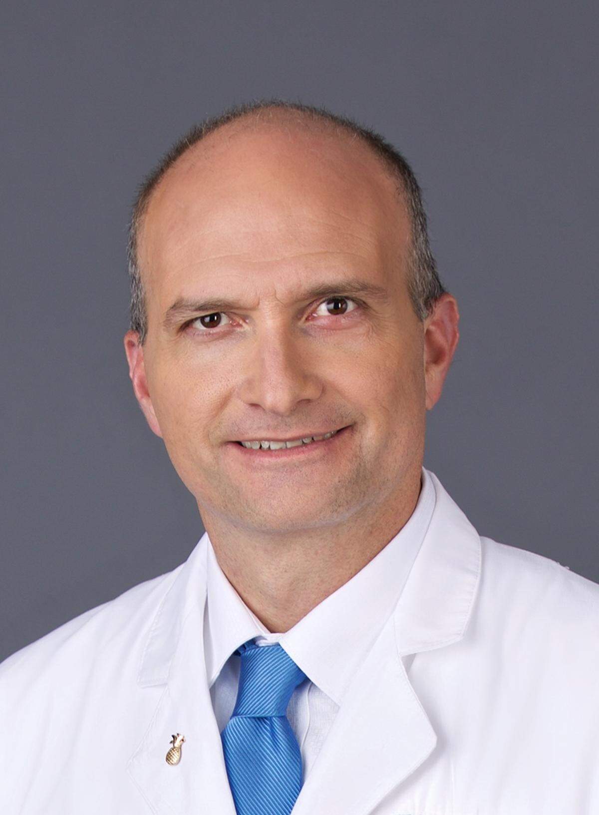 Dr. Pascual De Santis