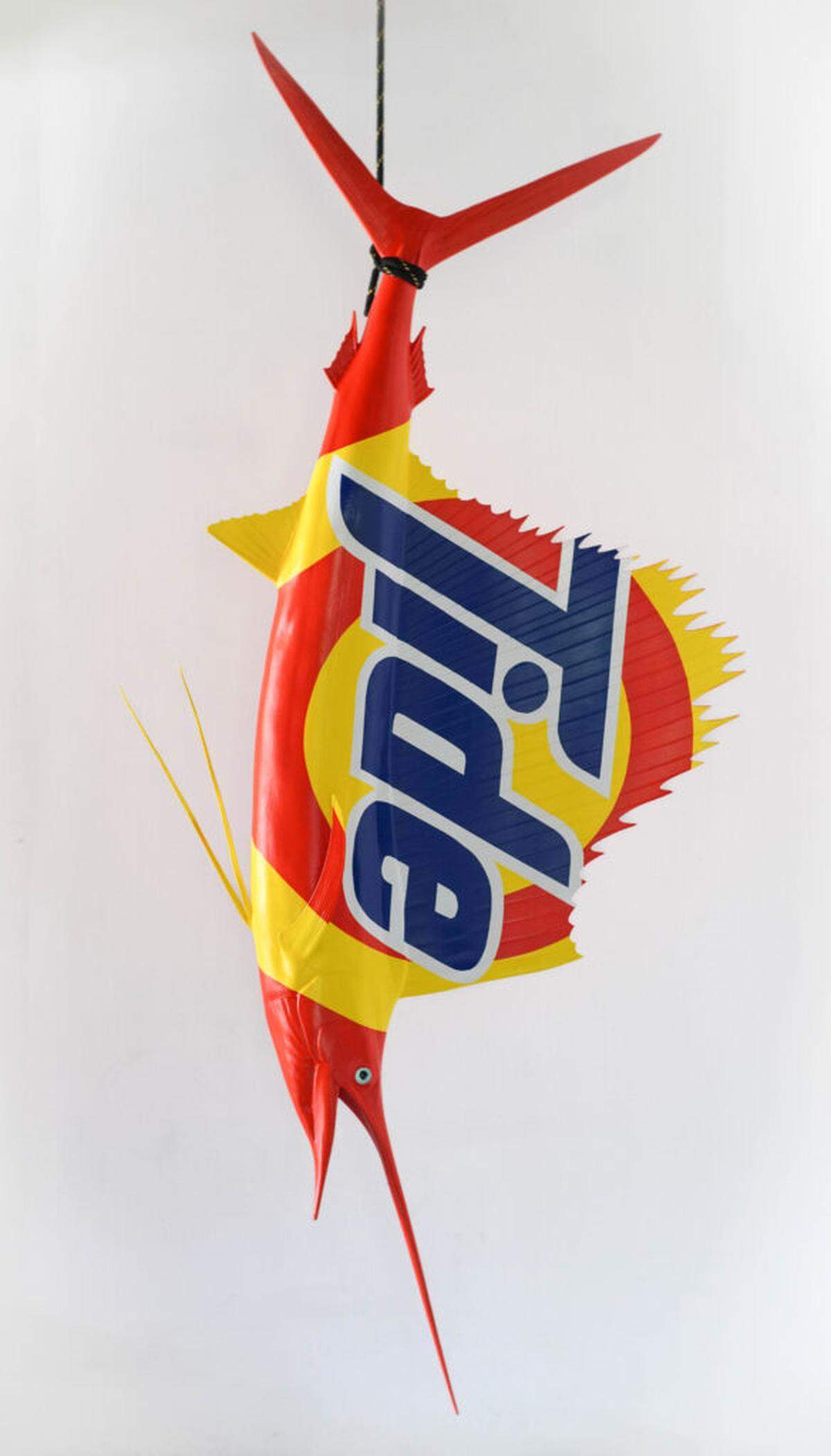 Ryan Metke, “High Tide,” 2024. Enamel on fiberglass.